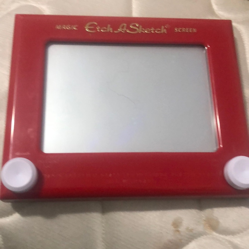 A red etchasretch